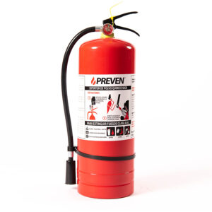 Extintor rojo Preven de polvo químico seco para fuegos clase A, B y C.